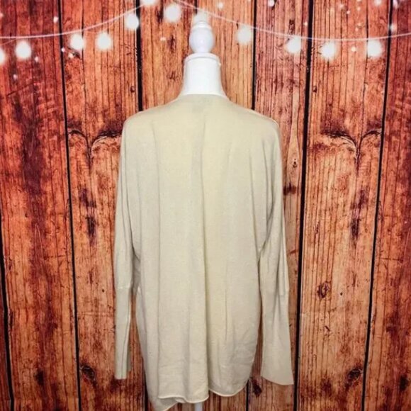 SALE!! Forever 21 cream crossover slouchy sweater women's size Medium FALL! - Picture 3 of 4